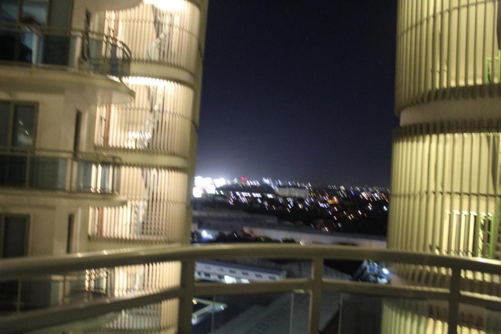 Azure Urban Resort A3 Near Airport Mall With Balcony Wavepool Manila Luaran gambar