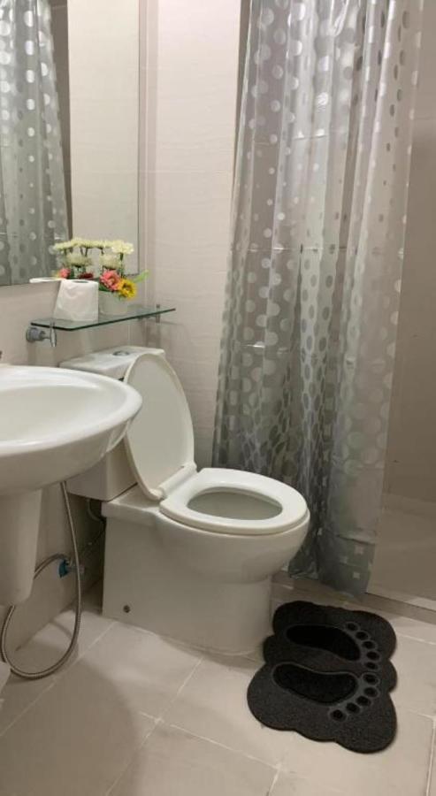 Azure Urban Resort A3 Near Airport Mall With Balcony Wavepool Manila Luaran gambar