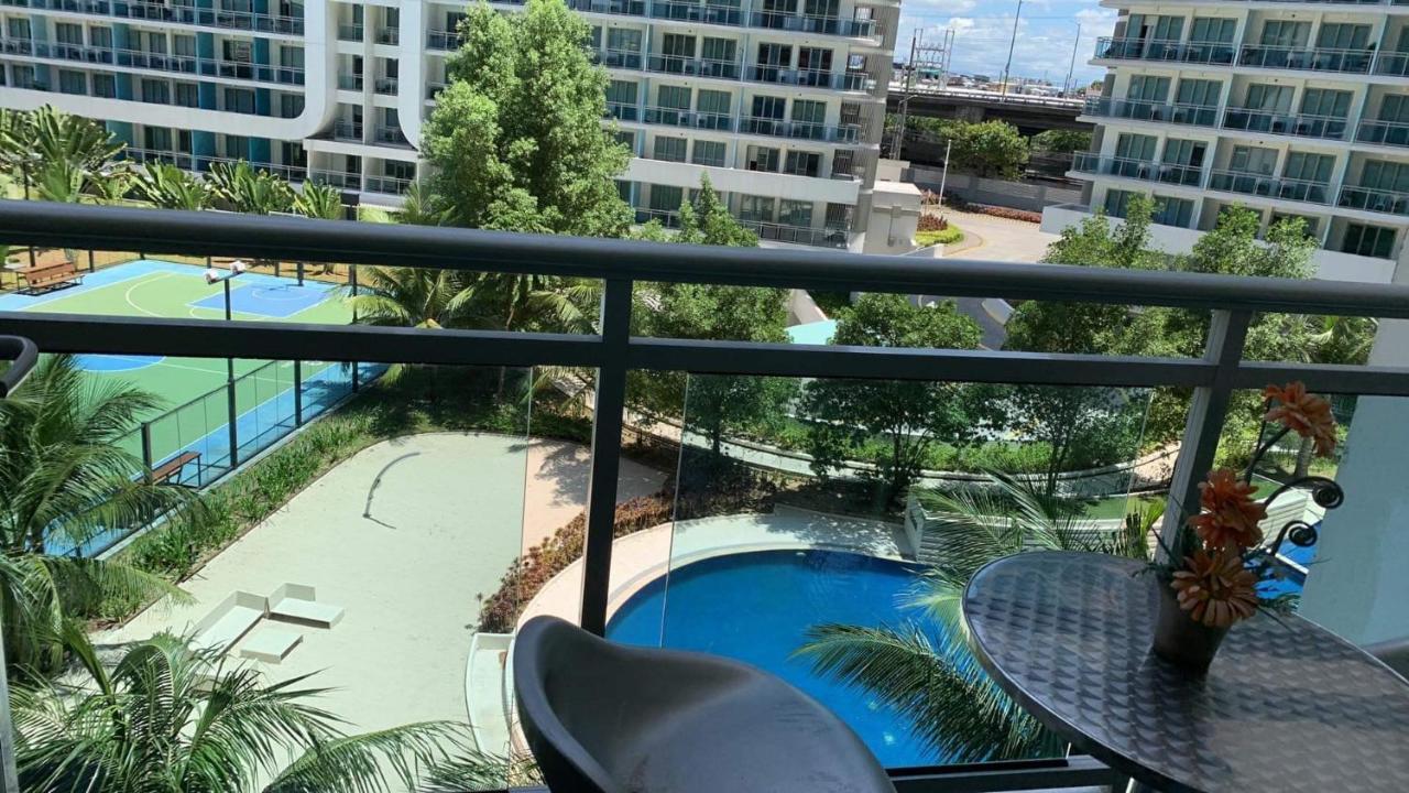 Azure Urban Resort A3 Near Airport Mall With Balcony Wavepool Manila Luaran gambar