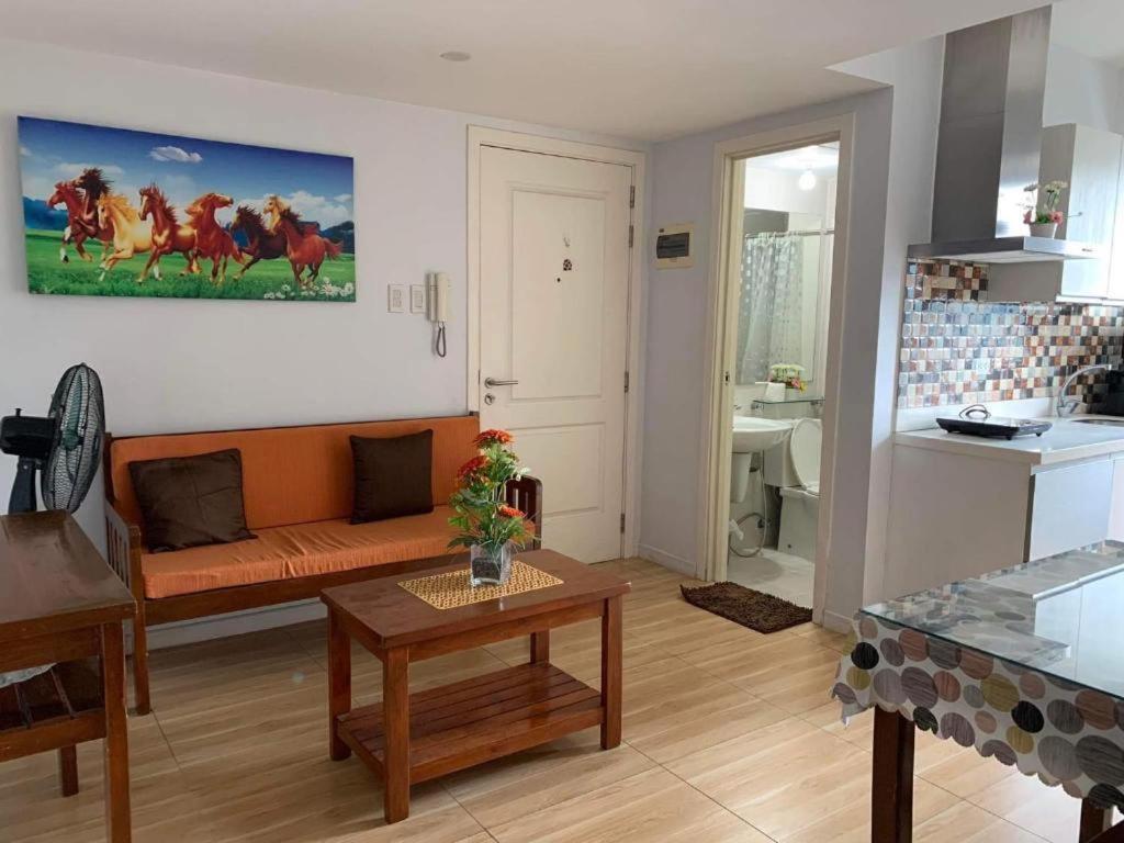Azure Urban Resort A3 Near Airport Mall With Balcony Wavepool Manila Luaran gambar