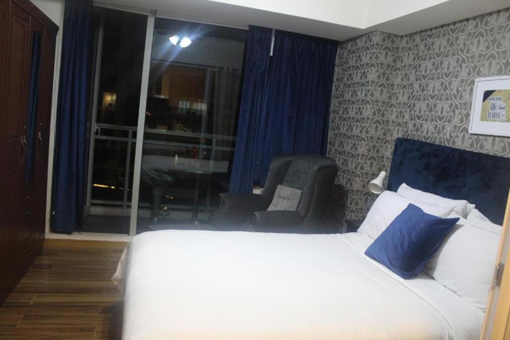 Azure Urban Resort A3 Near Airport Mall With Balcony Wavepool Manila Luaran gambar